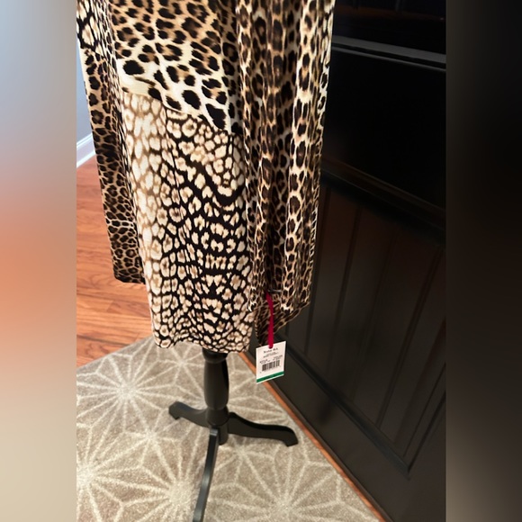 ✔️ NWT Ruby Rd Leopard Top Size Large - Picture 5 of 8